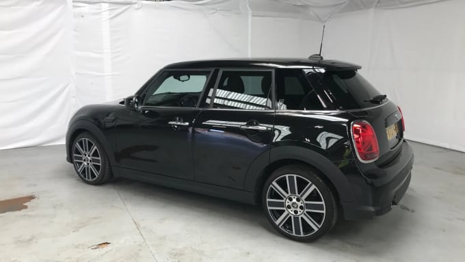 2022 Mini Hatch