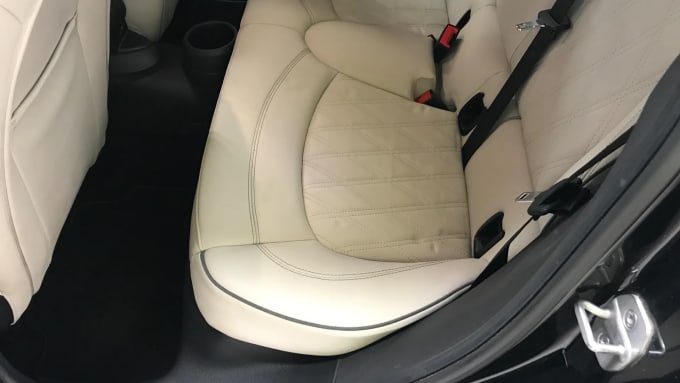 2022 Mini Hatch