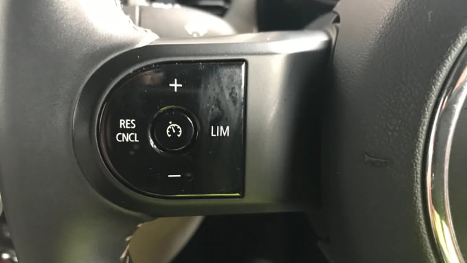 2022 Mini Hatch