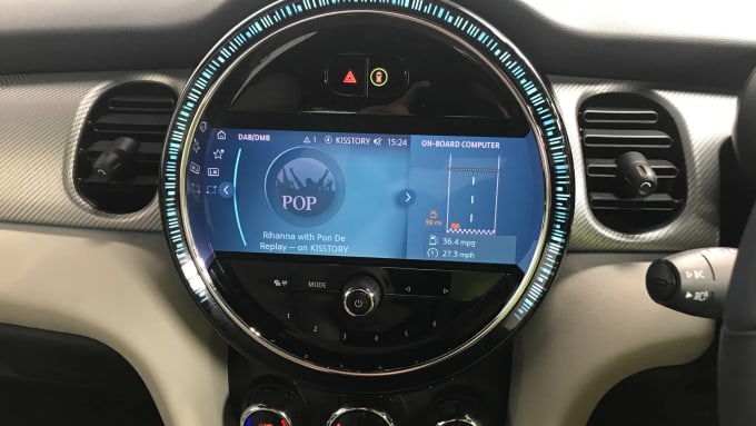 2022 Mini Hatch