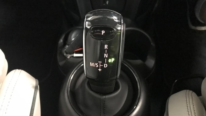 2022 Mini Hatch