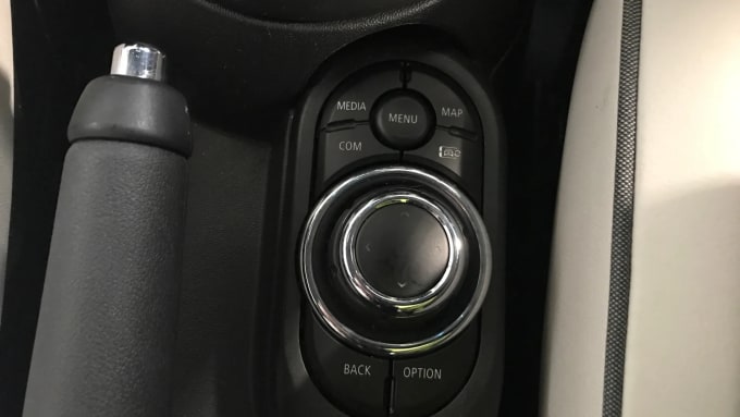 2022 Mini Hatch