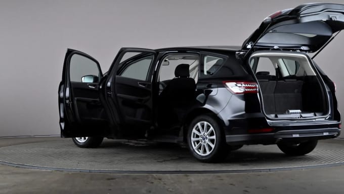 2020 Ford S-max