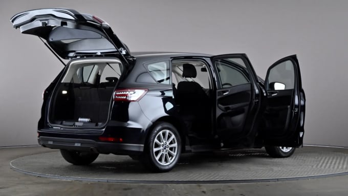 2020 Ford S-max