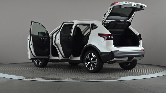 2020 Nissan Qashqai