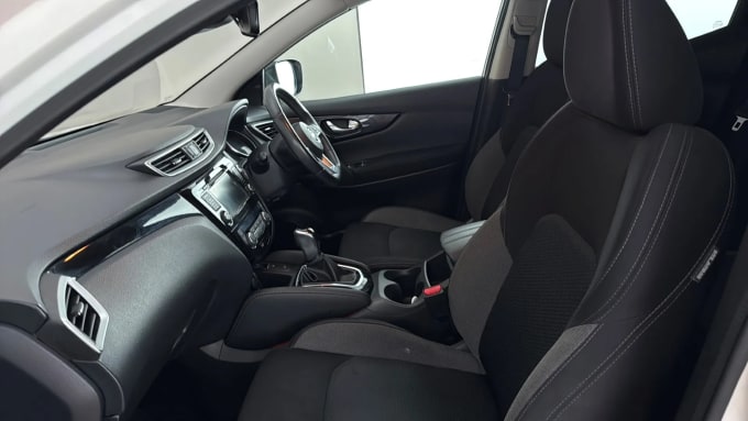 2020 Nissan Qashqai