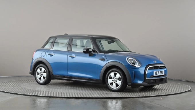 2021 Mini Hatch