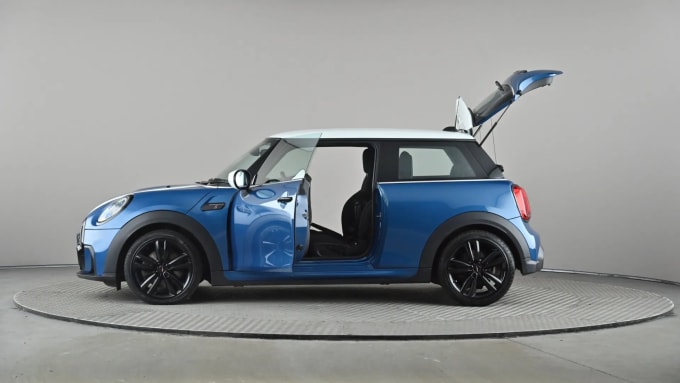 2021 Mini Hatch