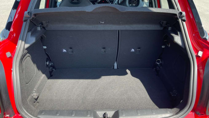 2022 Mini Hatch