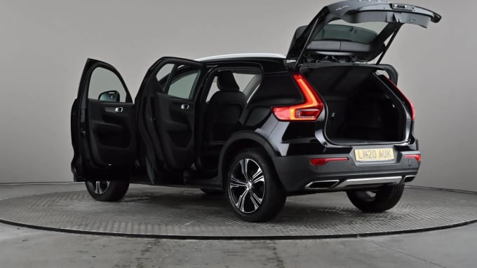 2020 Volvo Xc40