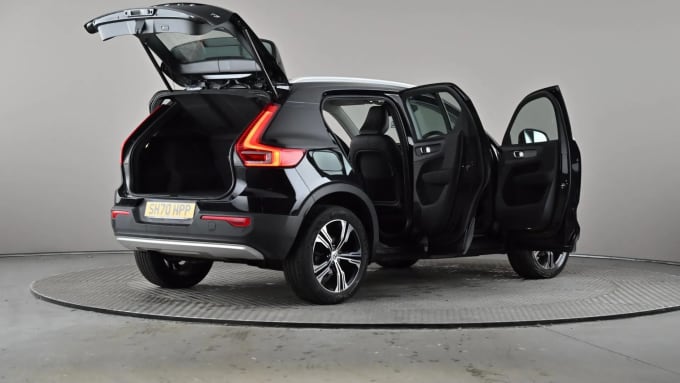 2020 Volvo Xc40