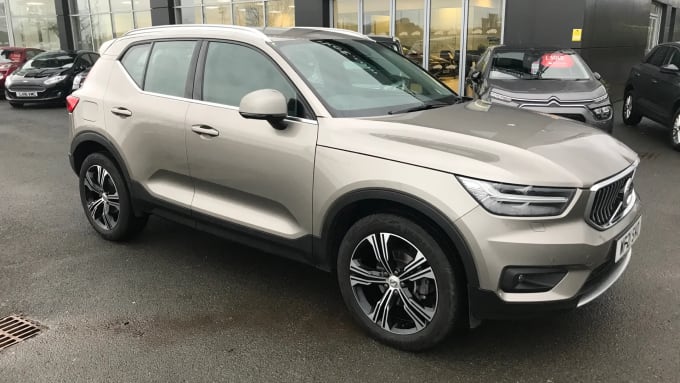 2021 Volvo Xc40