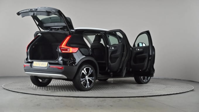 2020 Volvo Xc40