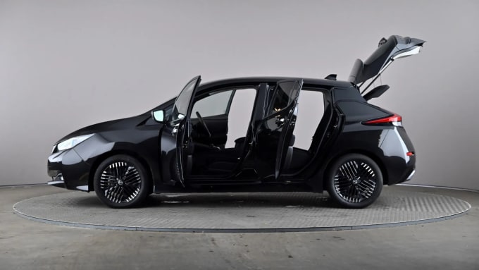 2022 Nissan Leaf