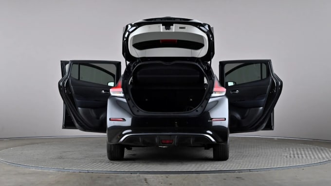 2022 Nissan Leaf