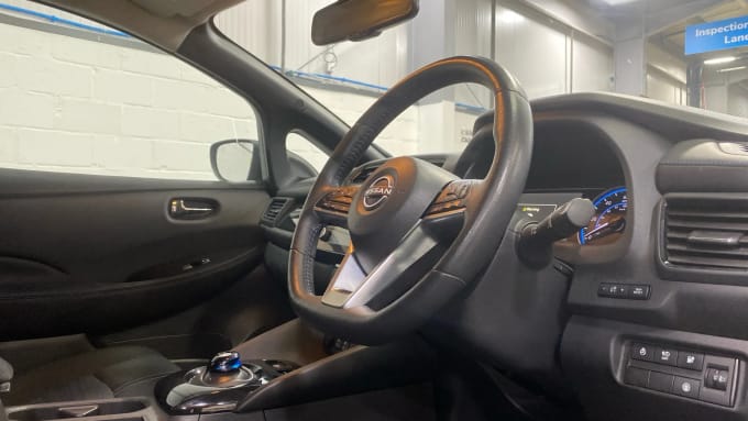 2022 Nissan Leaf