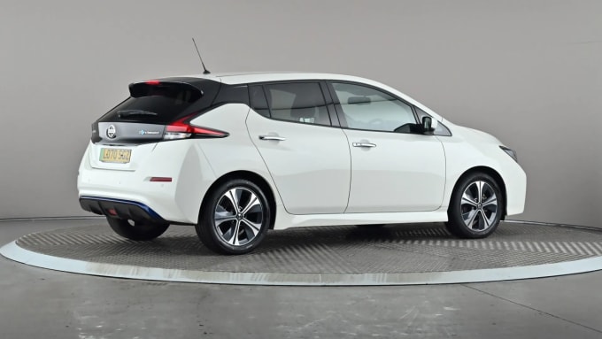 2020 Nissan Leaf