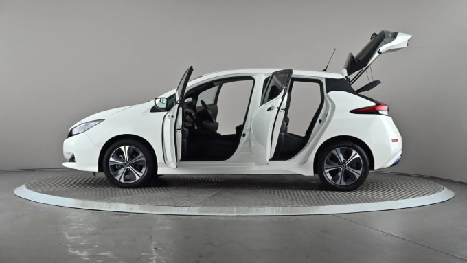 2020 Nissan Leaf
