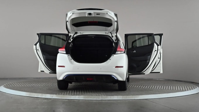 2020 Nissan Leaf