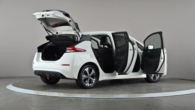 2020 Nissan Leaf