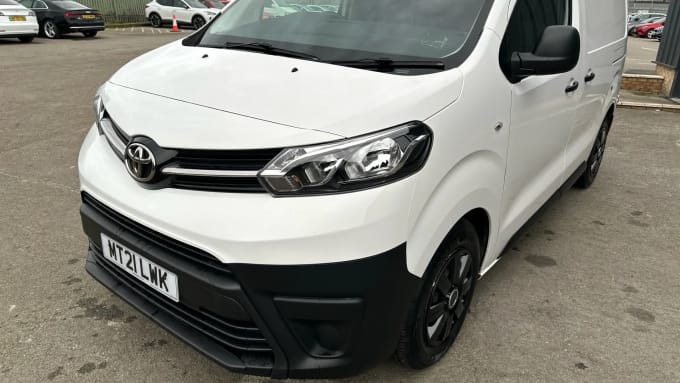 2021 Toyota Proace