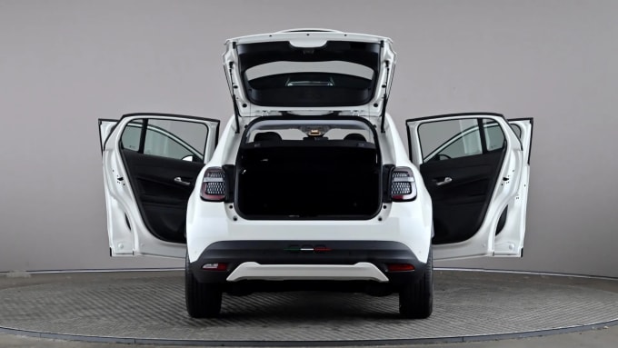 2025 Fiat 600