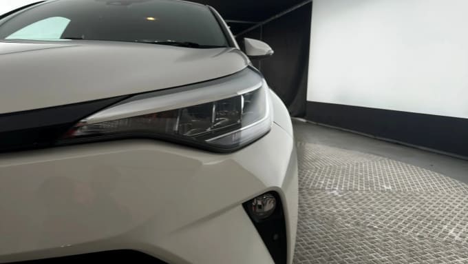 2022 Toyota C-hr
