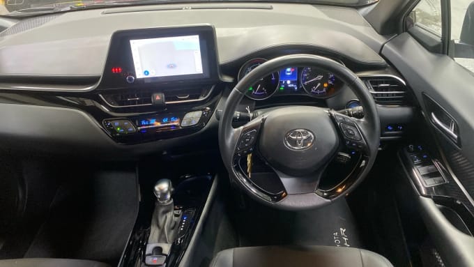 2022 Toyota C-hr
