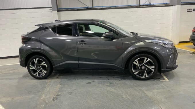 2022 Toyota C-hr