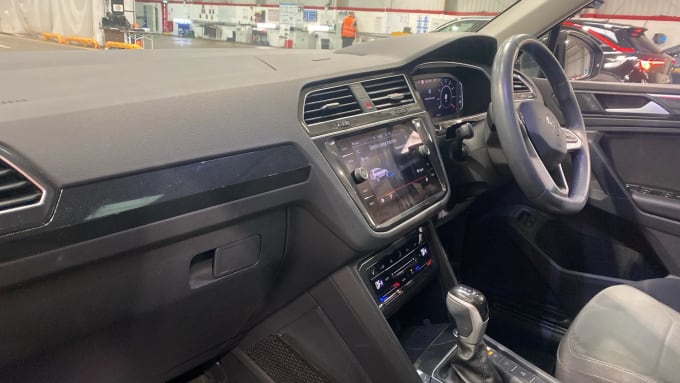 2023 Volkswagen Tiguan