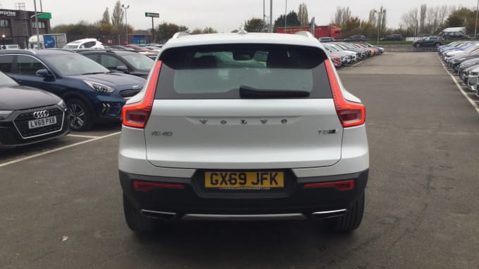 2019 Volvo Xc40