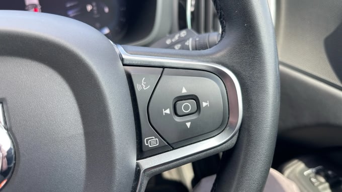 2022 Volvo Xc60