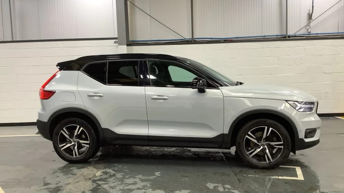 2020 Volvo Xc40