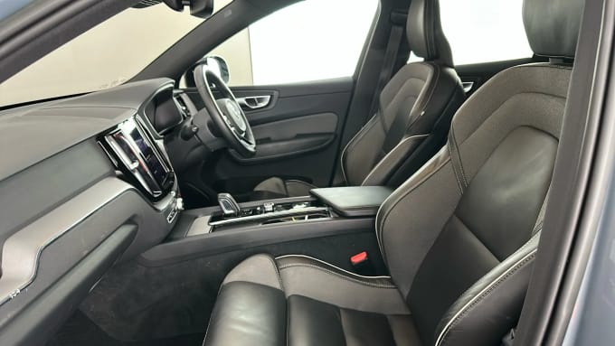 2022 Volvo Xc60