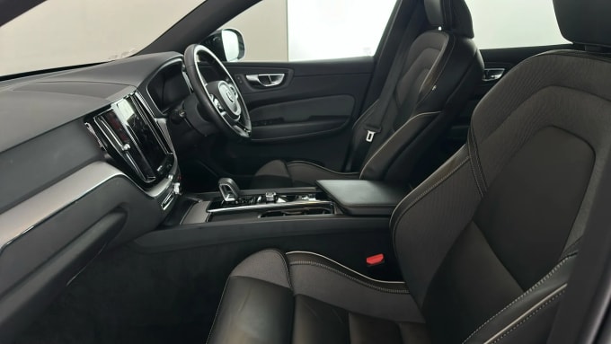 2022 Volvo Xc60