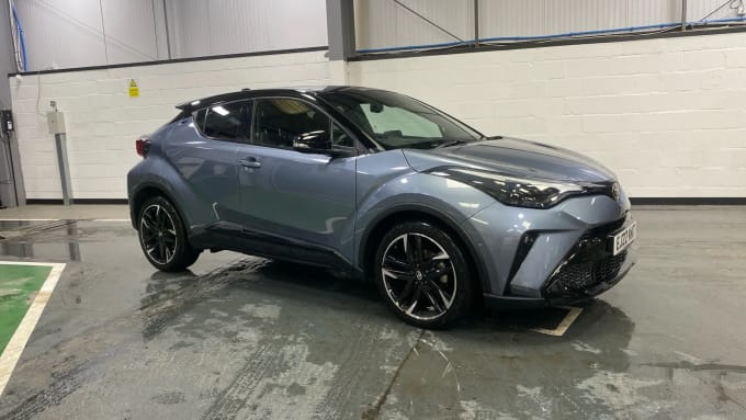 2022 Toyota C-hr