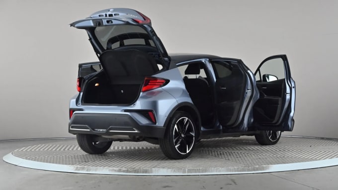 2022 Toyota C-hr