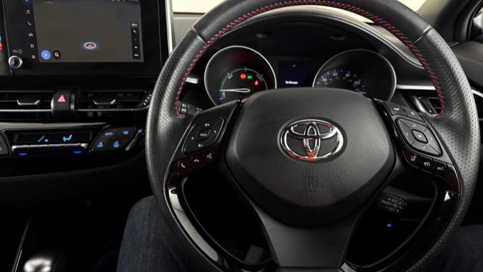 2022 Toyota C-hr