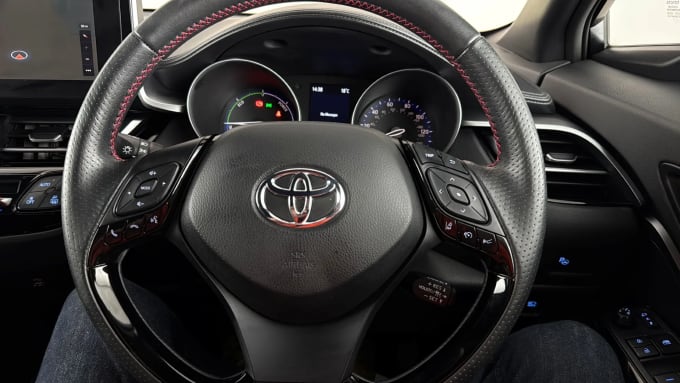 2022 Toyota C-hr