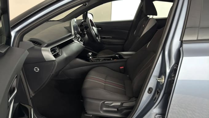 2022 Toyota C-hr