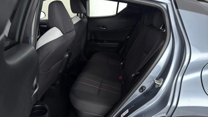 2022 Toyota C-hr