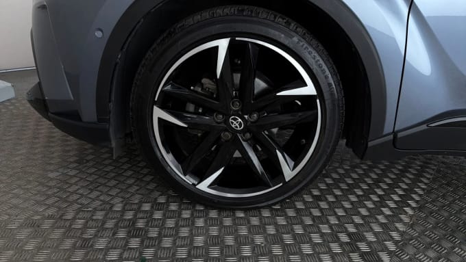 2022 Toyota C-hr