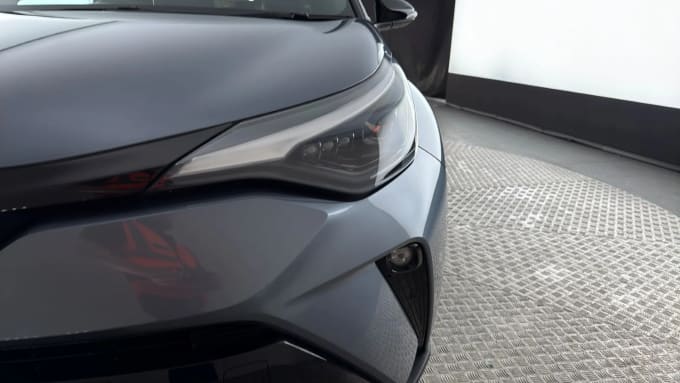 2022 Toyota C-hr