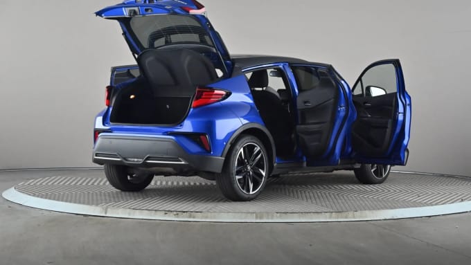 2022 Toyota C-hr