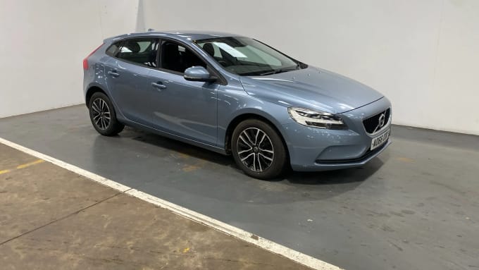 2016 Volvo V40