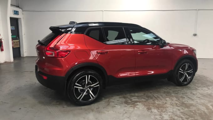 2020 Volvo Xc40