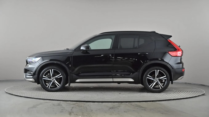 2021 Volvo Xc40