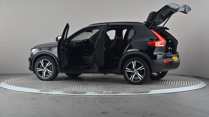 2021 Volvo Xc40