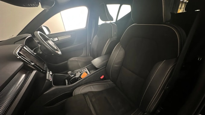 2021 Volvo Xc40