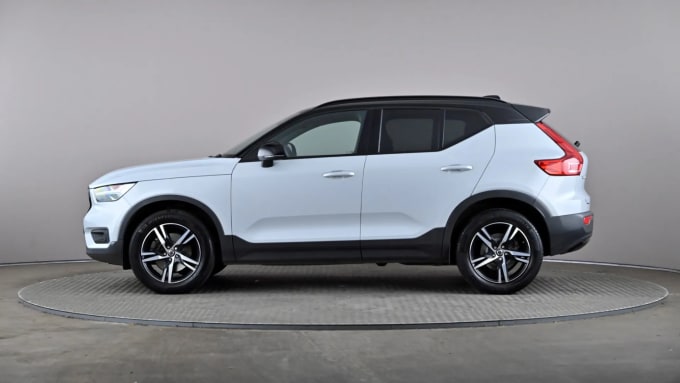 2021 Volvo Xc40